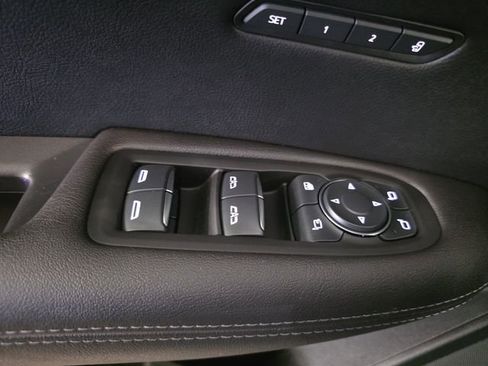 Certified 2024 Cadillac XT5 Sportv image 29