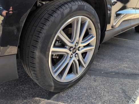 Used 2023 Ford Edge Titanium w/ Equipment Group 301A image 6