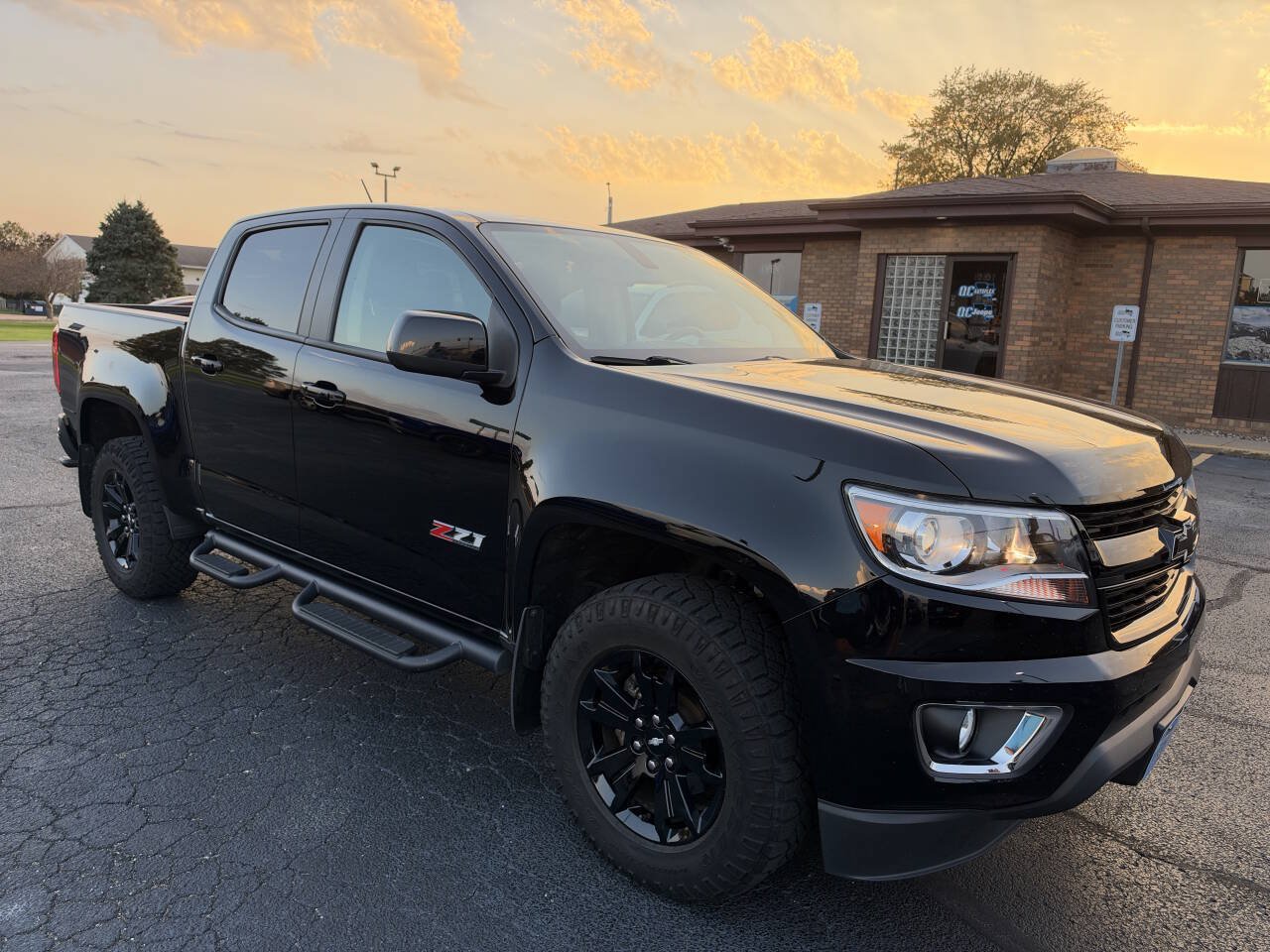 Used 2019 Chevrolet Colorado Z71 w/ Z71 Midnight Edition AWD/4WD image 1