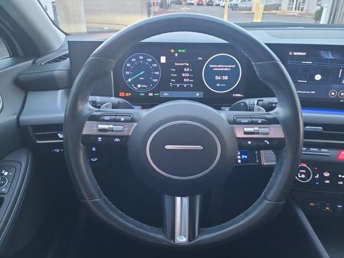 Used 2024 Hyundai Sonata Limited FWD image 17