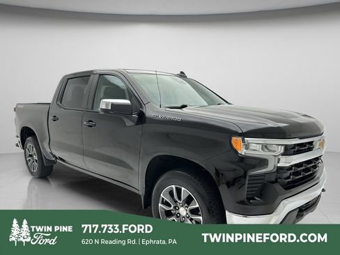Used 2024 Chevrolet Silverado 1500 LT AWD/4WD image 1