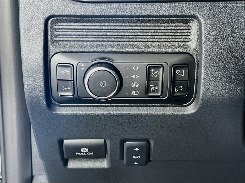 New 2026 Ford F350 Lariat AWD/4WD image 19