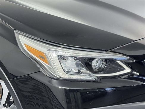 Used 2022 Subaru Outback Limited image 15