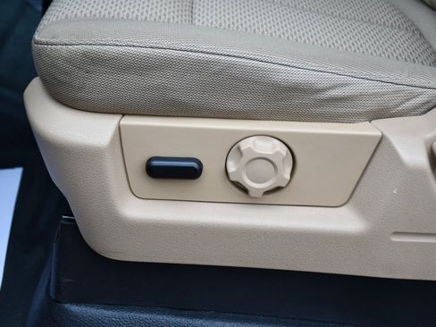 Used 2011 Ford F150 XLT w/ XLT Convenience Pkg image 14