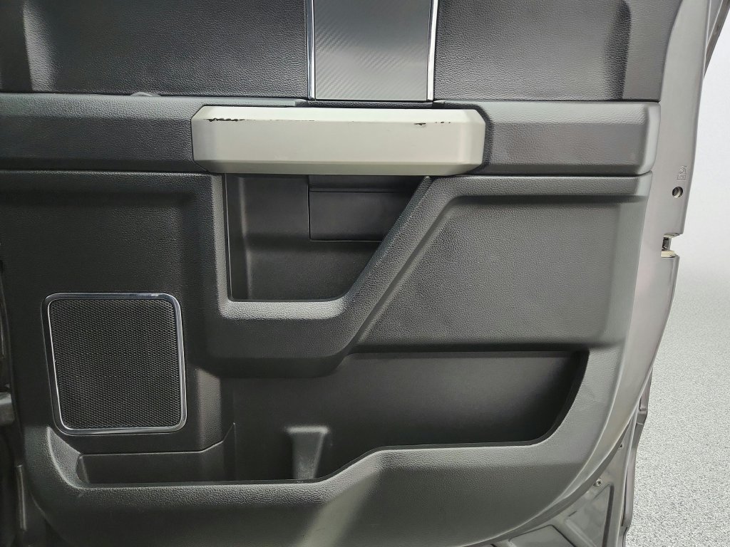 Used 2019 Ford F150 Lariat w/ Equipment Group 502A Luxury AWD/4WD image 33