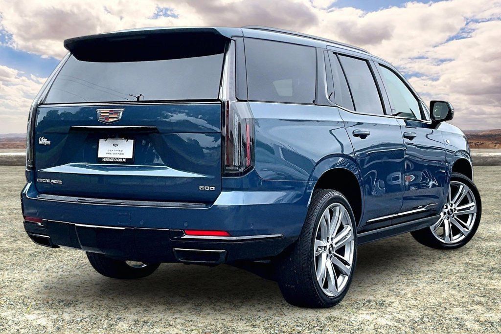 Certified 2025 Cadillac Escalade Sport Platinum AWD/4WD image 5
