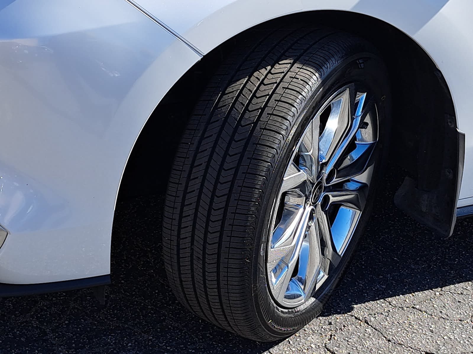 Used 2024 Toyota Sienna Platinum FWD image 36