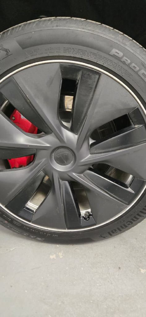 Used 2024 Tesla Model Y Long Range AWD/4WD image 13