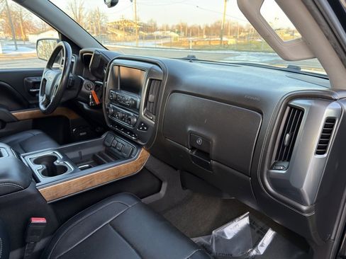 Used 2015 Chevrolet Silverado 1500 LTZ w/ LTZ Plus Package image 20