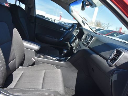 Used 2017 Kia Sportage LX image 15
