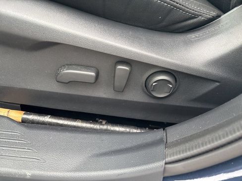 Used 2024 Subaru Legacy Premium AWD/4WD image 14