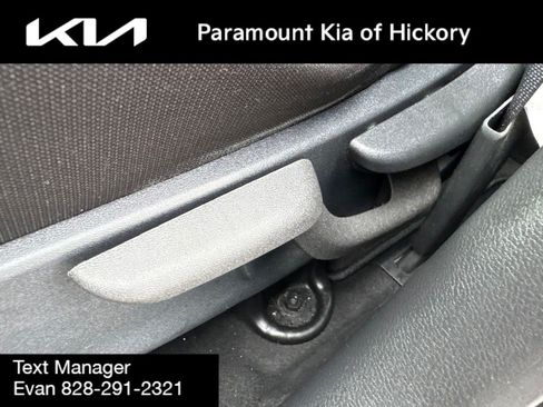 Used 2020 Nissan Kicks SV FWD image 18