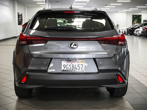 Certified 2024 Lexus UX 250h FWD image 7
