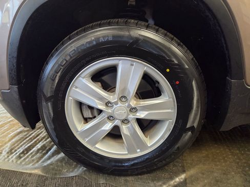 Used 2018 Chevrolet Trax LT w/ Sun & Sound Package image 68