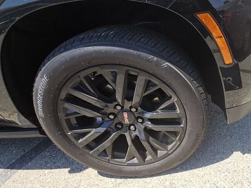 Used 2026 GMC Yukon Denali w/ Sun & Power Step Package RWD image 2