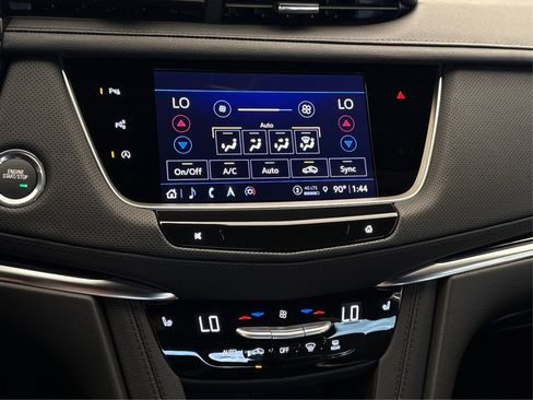 New 2026 Cadillac XT5 Premium Luxury FWD image 25