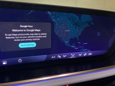 Used 2024 Buick Envision Avenir image 18