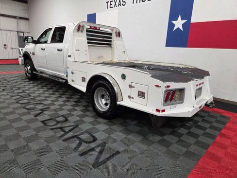 Used 2011 RAM 3500 ST w/ ST Decor Group AWD/4WD image 5