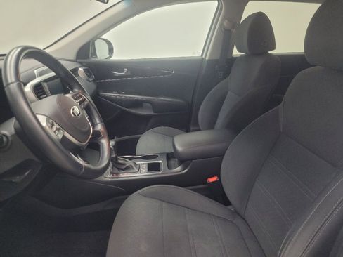 Used 2020 Kia Sorento S AWD/4WD image 17