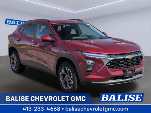 Certified 2025 Chevrolet Trax LT FWD image 1