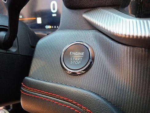 Used 2025 Ford Explorer ST image 24