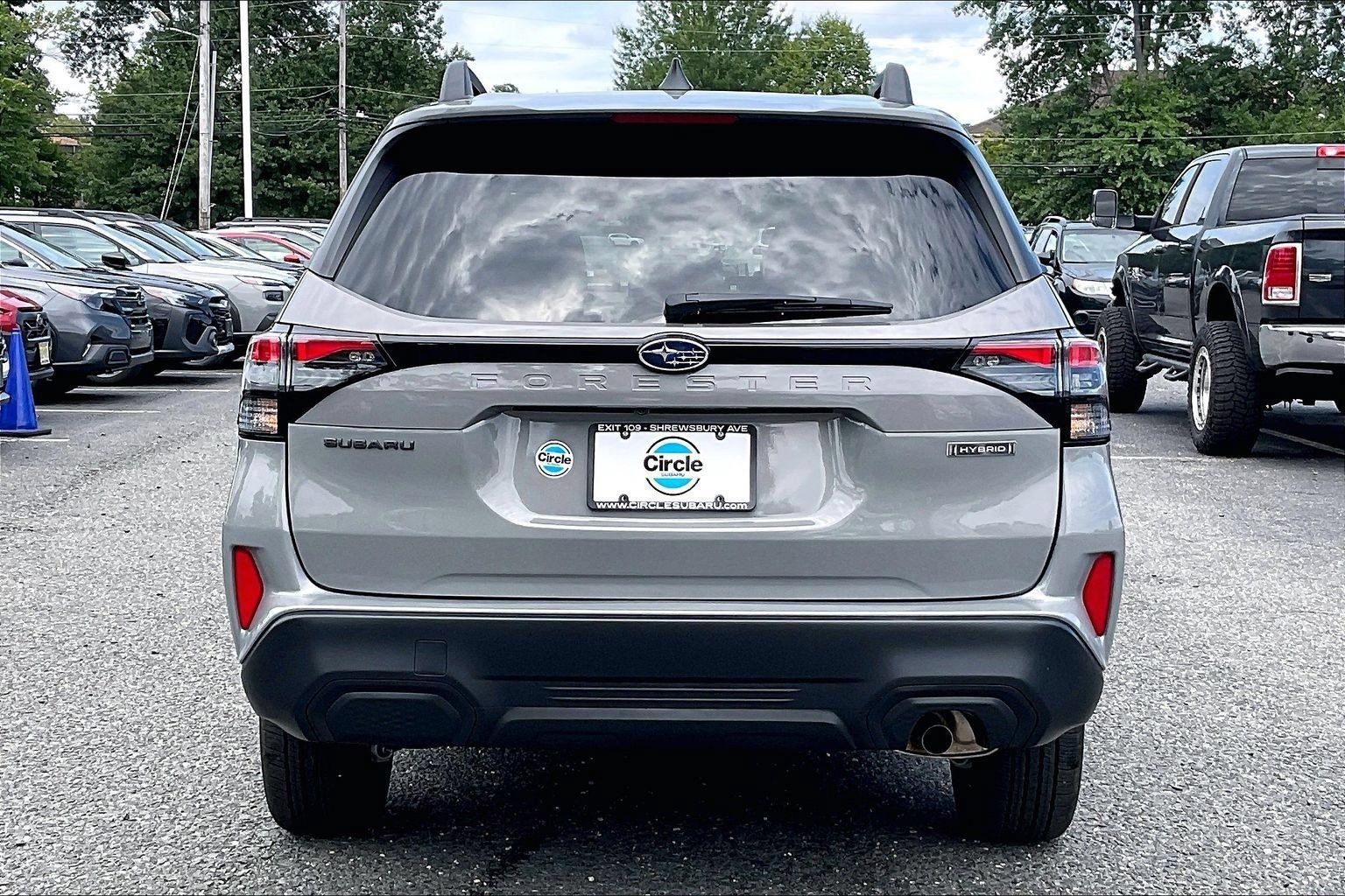 Used 2026 Subaru Forester Premium AWD/4WD image 4