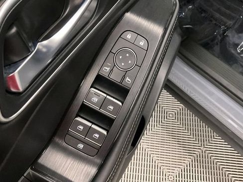 Used 2023 Nissan Rogue Platinum w/ Platinum Premium Package AWD/4WD image 40
