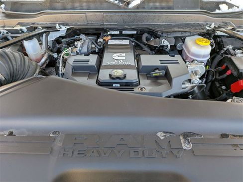 Certified 2024 RAM 2500 Limited image 32