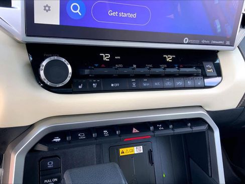 Used 2023 Toyota Tundra 1794 Edition image 33