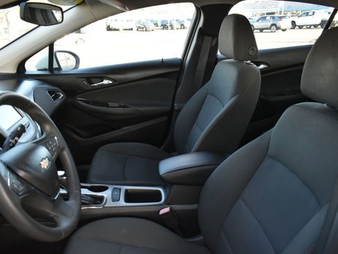 Used 2018 Chevrolet Cruze LS w/ LS Fleet Convenience Package image 14