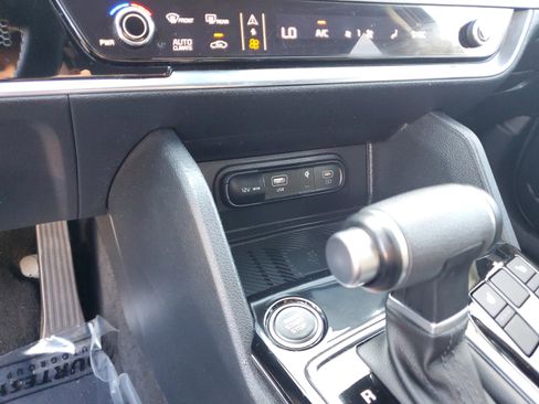 Certified 2025 Kia Sportage EX w/ Premium Package image 24