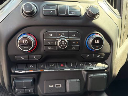Used 2021 Chevrolet Silverado 1500 LT Trail Boss w/ Convenience Package II AWD/4WD image 27