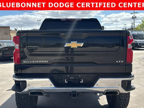 Used 2021 Chevrolet Silverado 1500 LTZ w/ Technology Package image 5