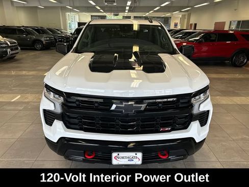 Used 2024 Chevrolet Silverado 1500 LT Trail Boss w/ Convenience Package II AWD/4WD image 23