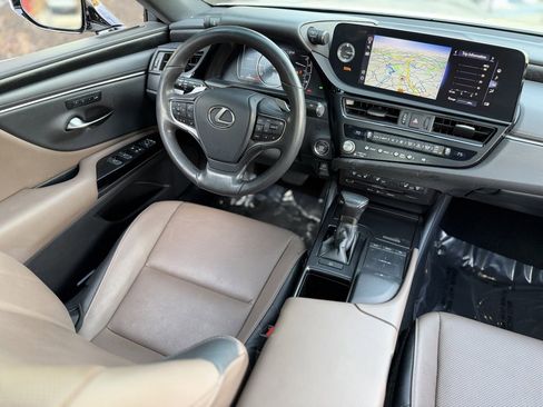 Used 2022 Lexus ES 350 w/ Premium Package image 41