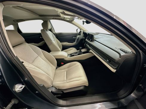 Used 2023 Honda Accord EX image 31