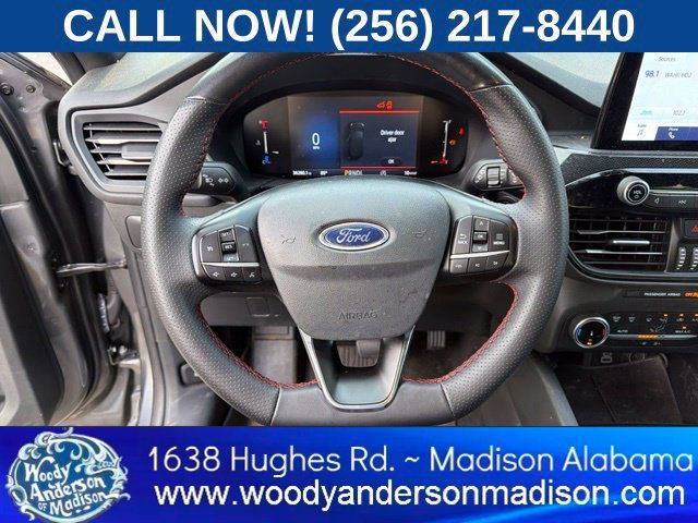 Used 2025 Ford Escape ST-Line FWD image 14