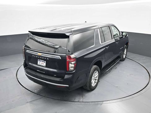 Used 2024 Chevrolet Suburban LT image 36