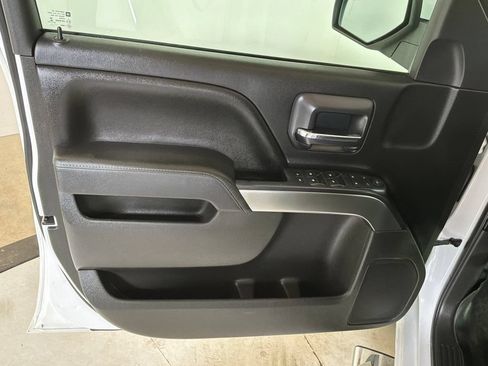 Used 2016 Chevrolet Silverado 1500 LT w/ Trailering Package AWD/4WD image 6