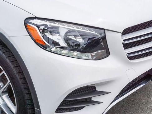 Used 2017 Mercedes-Benz GLC 300 image 10