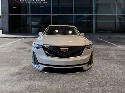 Certified 2022 Cadillac XT6 Premium Luxury w/ Technology Package AWD/4WD image 6