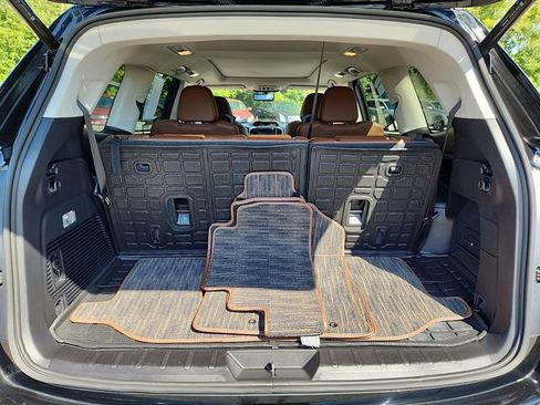 Used 2022 Subaru Ascent Touring AWD/4WD image 36