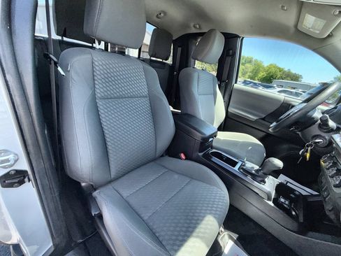 Used 2021 Toyota Tacoma SR w/ SR Convenience Package AWD/4WD image 25