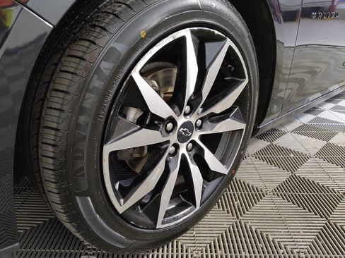 Used 2023 Chevrolet Malibu RS FWD image 31