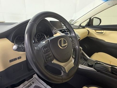 Used 2015 Lexus NX 200t FWD image 11