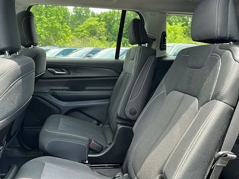 Used 2024 Jeep Grand Cherokee L Laredo w/ Trailer Tow Package image 26