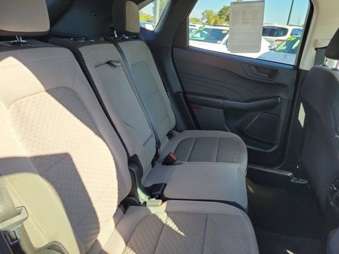 Used 2022 Ford Escape SE w/ SE Sport Appearance Package image 10