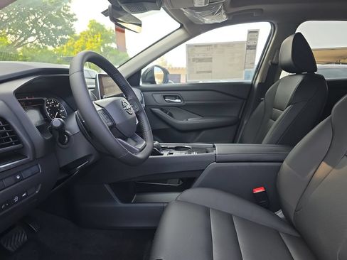 New 2026 Nissan Rogue Dark Armor FWD image 23
