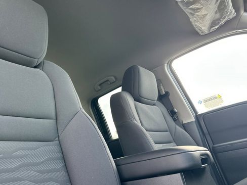 New 2026 Nissan Frontier S w/ Tow Package RWD image 13