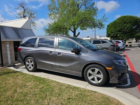 Used 2019 Honda Odyssey EX-L image 2